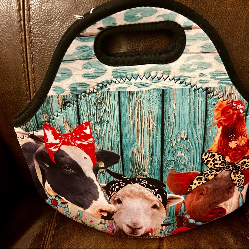 Tipi Farm Animal Print Lunch Bag